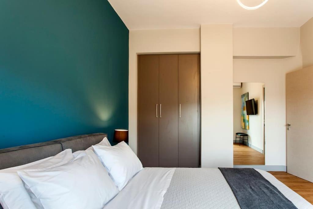Minimal Loft Art With Sea View Over Heraklion Harbour Екстериор снимка