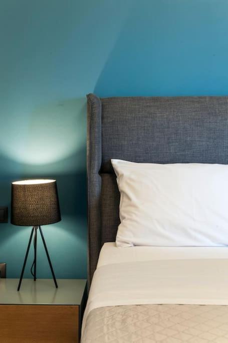 Minimal Loft Art With Sea View Over Heraklion Harbour Екстериор снимка