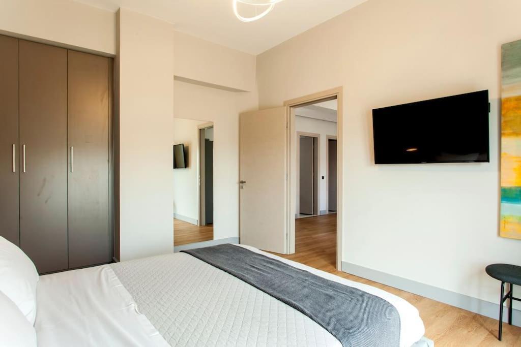 Minimal Loft Art With Sea View Over Heraklion Harbour Екстериор снимка